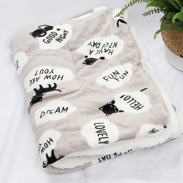 HKM-8750909 Thickened Lamb Velvet Mat for Dogs and Cats, Warm Universal Cushion for All Seasons