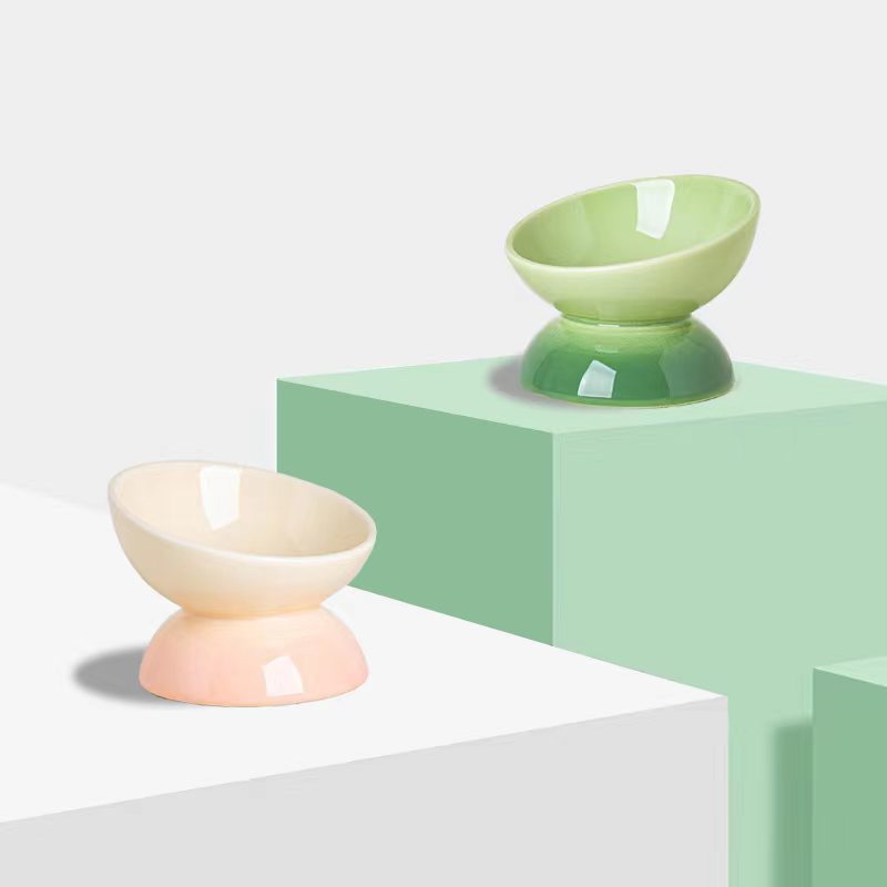 HKM-8821437 Ceramic Cat Bowl with Oblique Mouth and Cervical Spine Protection in Gradient Colors