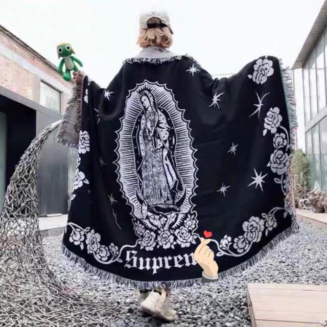 HKM-882387 Virgin Mary Woven Thick Linen Wall Blanket - Decorative Cushion with Floral Cartoon Design