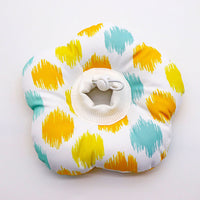 HKM-8838845 Soft Flower Circle Pet Bed for Cats and Small Dogs - Micro-Waterproof Fabric, Available in Yellow, Purple, and Pink