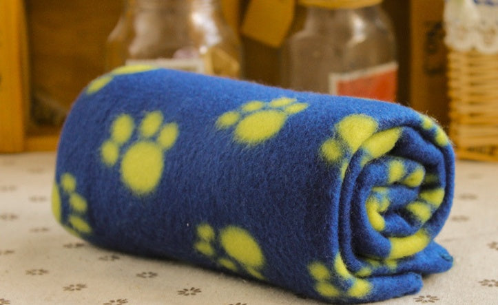 HKM-8849213 Soft and Cozy Double-Sided Velvet Pet Blanket for Dogs and Cats, Available in 5 Colors