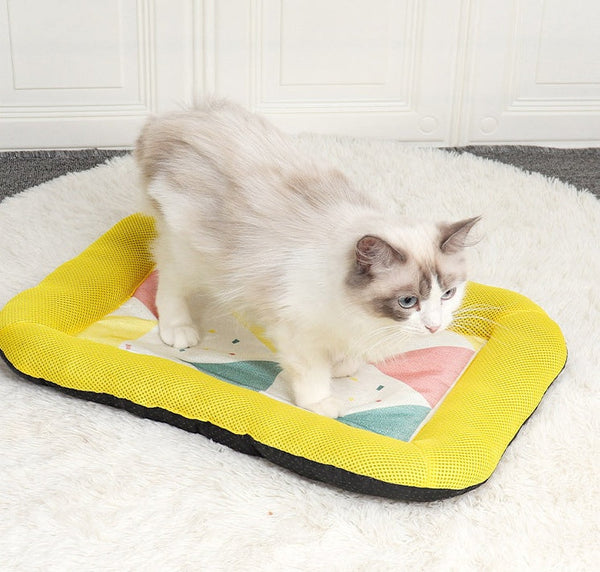 HKM-8900669 Cooling Pet Ice Mat in Blue, Yellow, Pink, Green - Sizes S, M, L Available
