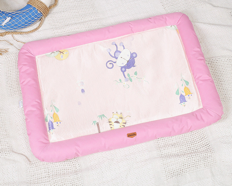 HKM-8904253 Cozy Pet Mat for Cats and Dogs - Soft Cloth, Available in Gray, Pink, and Blue