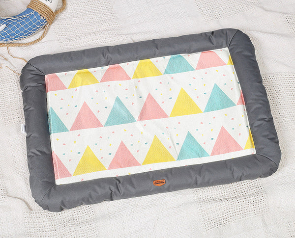 HKM-8904253 Cozy Pet Mat for Cats and Dogs - Soft Cloth, Available in Gray, Pink, and Blue