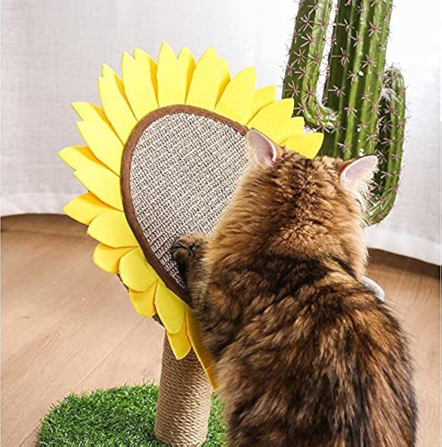 HKM-8926909 Sunflower Cat Scratching Post with Sisal-Covered Claw Scratcher and Artificial Grass Base
