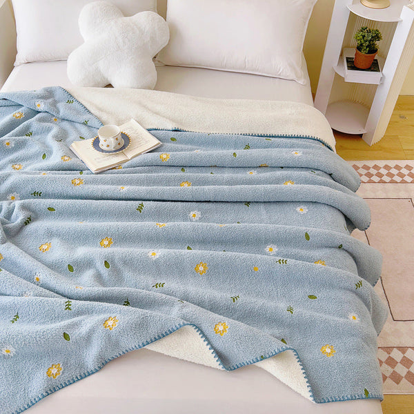 HKM-8947517 Multifunctional Lambswool Shawl Blanket in Solid Colors and Floral Patterns