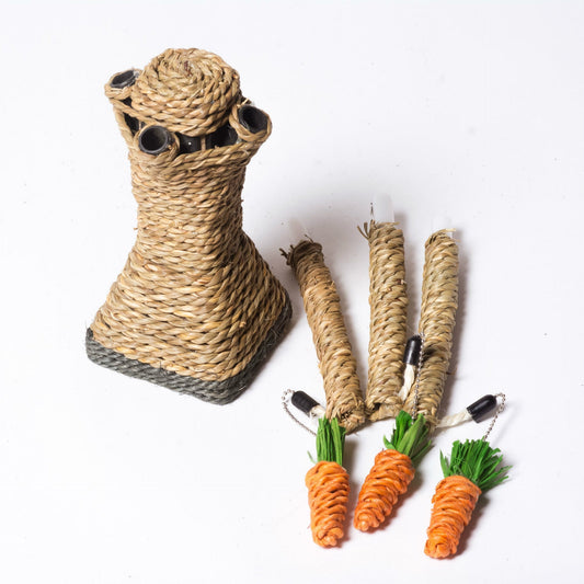 HKM-8949949 Sisal Rope Climbing Frame with Scratching Post for Cats - Durable Straw Mat, Plastic, and Metal Construction