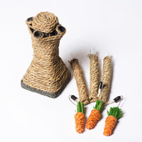 HKM-8949949 Sisal Rope Climbing Frame with Scratching Post for Cats - Durable Straw Mat, Plastic, and Metal Construction