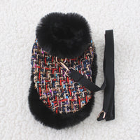 HKM-9027517 Classic Cloak with Traction Rope for Pets - Versatile Hand-Holding Options in Stylish Designs