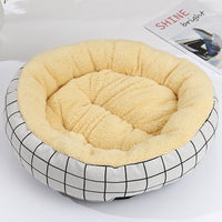HKM-9027773 Cozy Cat and Dog Bed with Winter Warm Pet Mat - 50 cm Diameter