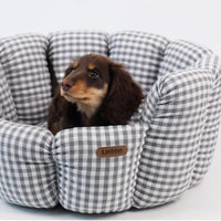 HKM-9032125 Cozy Gray Plaid Pet Bed for All Seasons - Cotton and PP Cotton Lining, Non-Slip Base