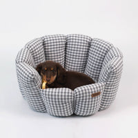HKM-9032125 Cozy Gray Plaid Pet Bed for All Seasons - Cotton and PP Cotton Lining, Non-Slip Base