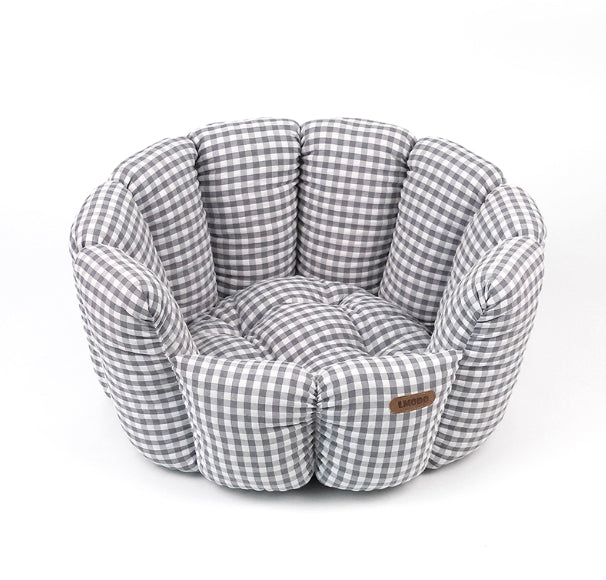 HKM-9032125 Cozy Gray Plaid Pet Bed for All Seasons - Cotton and PP Cotton Lining, Non-Slip Base