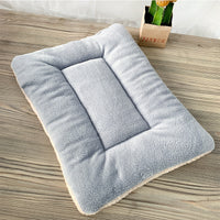 HKM-9035325 Cozy Coral Fleece Winter Pet Sleeping Pad with Various Fun Designs