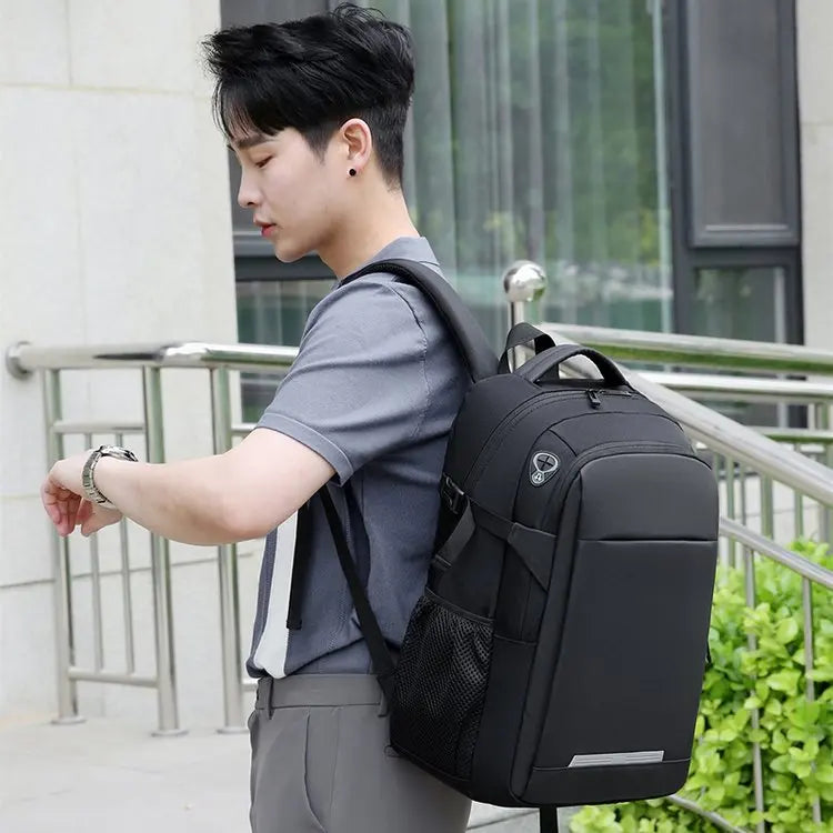HKM-905171 Waterproof Black Laptop Backpack with USB Charging Port for School and Travel
