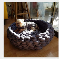 HKM-9081789 Cozy Hand-Woven Pet Bed with Quilted Surface - Machine Washable Cotton for Dogs and Cats