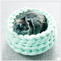 HKM-9081789 Cozy Hand-Woven Pet Bed with Quilted Surface - Machine Washable Cotton for Dogs and Cats