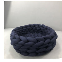 HKM-9081789 Cozy Hand-Woven Pet Bed with Quilted Surface - Machine Washable Cotton for Dogs and Cats