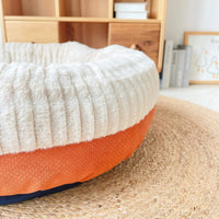 HKM-9099069 Soft and Thickened Warm Dog Kennel in Pink, Blue, Orange, and Gray