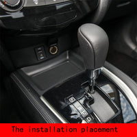 HKM-911571 Fast Wireless Car Charger with PD and USB Output, Universal Compatibility, 15W Charging Power