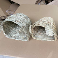 HKM-9147325 Handmade Hibiscus Grass Tunnel for Small Pets - Cozy Woven Hideaway for Rabbits and Small Animals