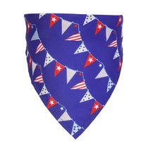 HKM-9150653 American Flag Triangle Towel for Pets - Single Layer Polyester Slobber Towel