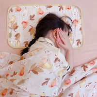 HKM-917139 Double-Layer Newborn Gauze Scarf with Animal and Floral Prints, 120x120cm