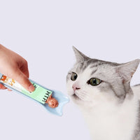 HKM-9206845 Cat Feeding Spoon in Blue and Pink - Durable Plastic Tableware for Your Pet