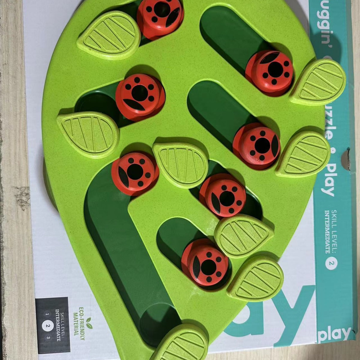 HKM-9209021 Slow Feed Cat Bowl in Green - BPA-Free PP Material Pet Tableware