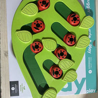 HKM-9209021 Slow Feed Cat Bowl in Green - BPA-Free PP Material Pet Tableware