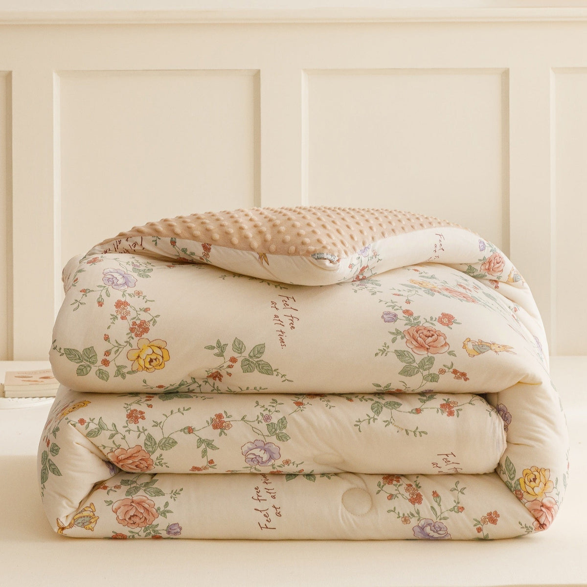 HKM-922899 Velvet Quilted Duvet Insert with Soybean Fiber for Autumn and Winter