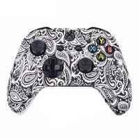 HKM-928979 Xbox One Silicone Camouflage Handle Protective Cover - Soft Touch, Lightweight Design