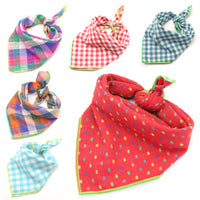 HKM-9314493 Plaid Double-Sided Cotton Pet Scarf - Fashionable and Versatile Design for Your Pet