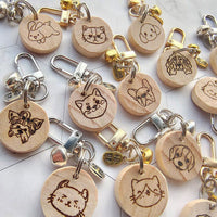 HKM-9318717 Double-Sided Wooden Dog ID Card Decoration in Gold, Silver, and Brown
