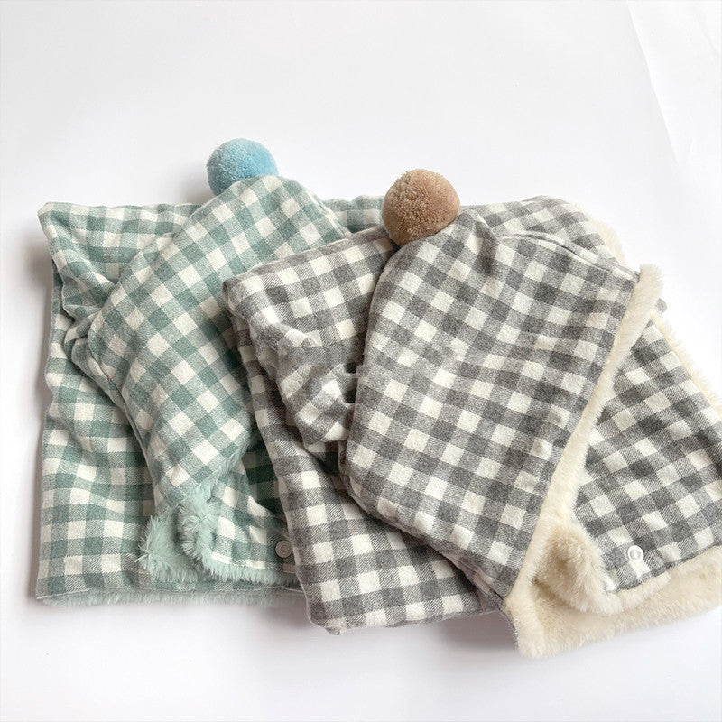 HKM-9371069 Cozy Cotton Pet Blanket for Cats ¨C Green or Gray Checkered Cape, Sizes S/M/L
