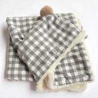 HKM-9371069 Cozy Cotton Pet Blanket for Cats ¨C Green or Gray Checkered Cape, Sizes S/M/L