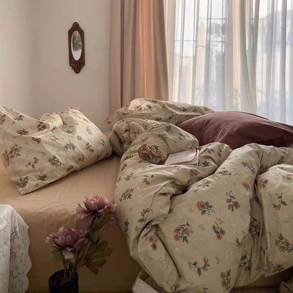 HKM-942483 Washed Four-Piece Bed Sheet Set in Plant and Flower Design