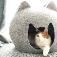 HKM-9436477 Enclosed Cat House with Litter Space - Soft Felt Design in Gray, Pink, Brown