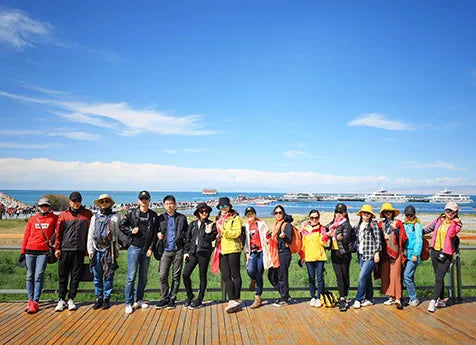 HKM-944211 2 Slice Electric Toaster 750W in Black - Durable Plastic Toaster for Everyday Use