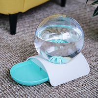 HKM-9542333 Non-Wet Mouth Water Dispenser for Cats - 2.8L Capacity with Compact Design and Dust-Proof Bowl