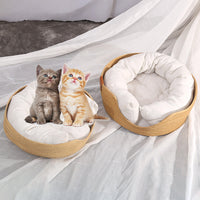 HKM-9546301 Hand-Woven Rattan Cat Nest with Scratching Board - Versatile Pet Bed for Cats and Small Dogs, Multi-Season Use