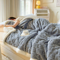 HKM-961747 Double Layer Berber Fleece Blanket - Heart-Shaped Cozy Cover, Available in Various Sizes and Colors