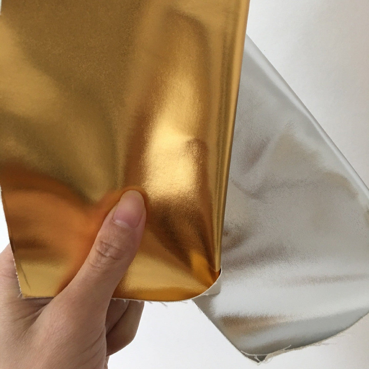 HKM-963411 Faux Leather PU Fabric for Bag Card Sleeve - 0.6mm Thickness, Gold and Silver Color, 137cm Width, 1 Yard Length
