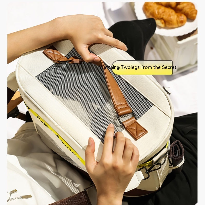 HKM-9638461 Breathable Portable Cat Carrier with Large Capacity and Soft Oxford Cloth Design