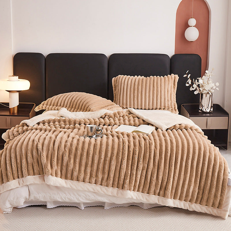 HKM-964883 Solid Color Polyester Plush Blanket in Various Sizes and Colors