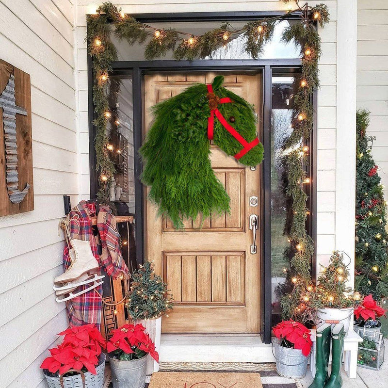 HKM-966483 Farmhouse Christmas Wreath with Double Horse Head Design and Simulation Pine Branches