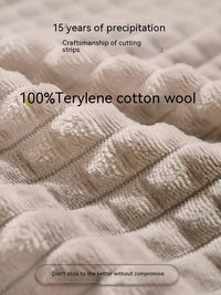 HKM-9671613 Warm and Cozy Fully Removable Washable Dog Mat in Flannel Green for All Seasons