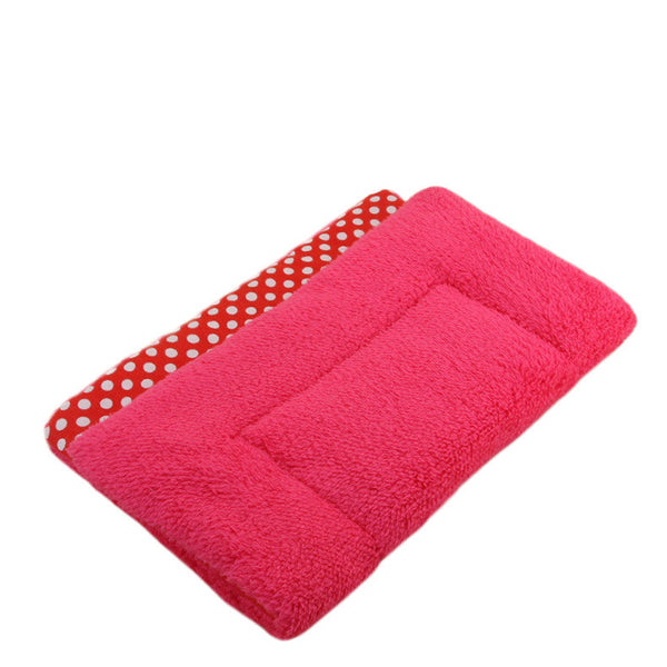 HKM-9729213 Winter Bite Resistant Pet Mat - Various Sizes for Dogs up to 65 kg