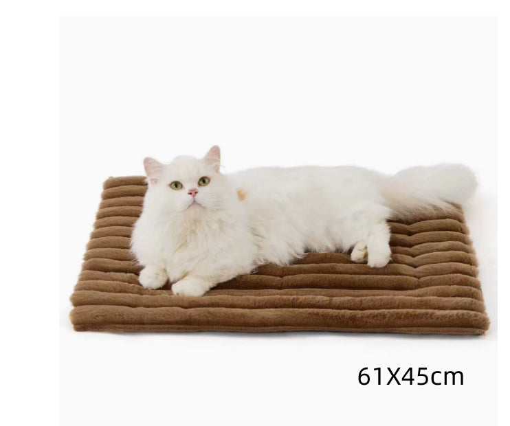 HKM-9736765 Cozy Removable Washable Cat House in Light Beige, Green, or Purple for Winter Comfort