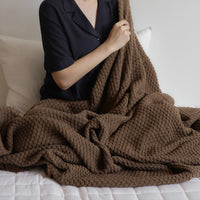 HKM-973779 Nordic Style Solid Color Knitted Blanket for All Seasons – 180x130cm, Soft Acrylic Shawl in Beige, Dark Gray, and Coffee